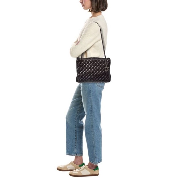 CHANEL Handbags - Chanel shopping tote